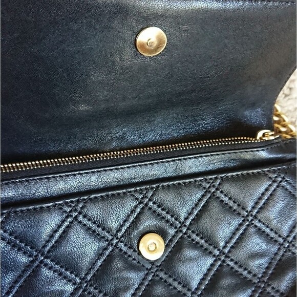 Marc Jacobs small Quilted Gold hardware Made in Italy black Crossbody - Picture 11 of 12